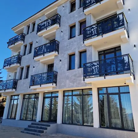 Gencian Apartment